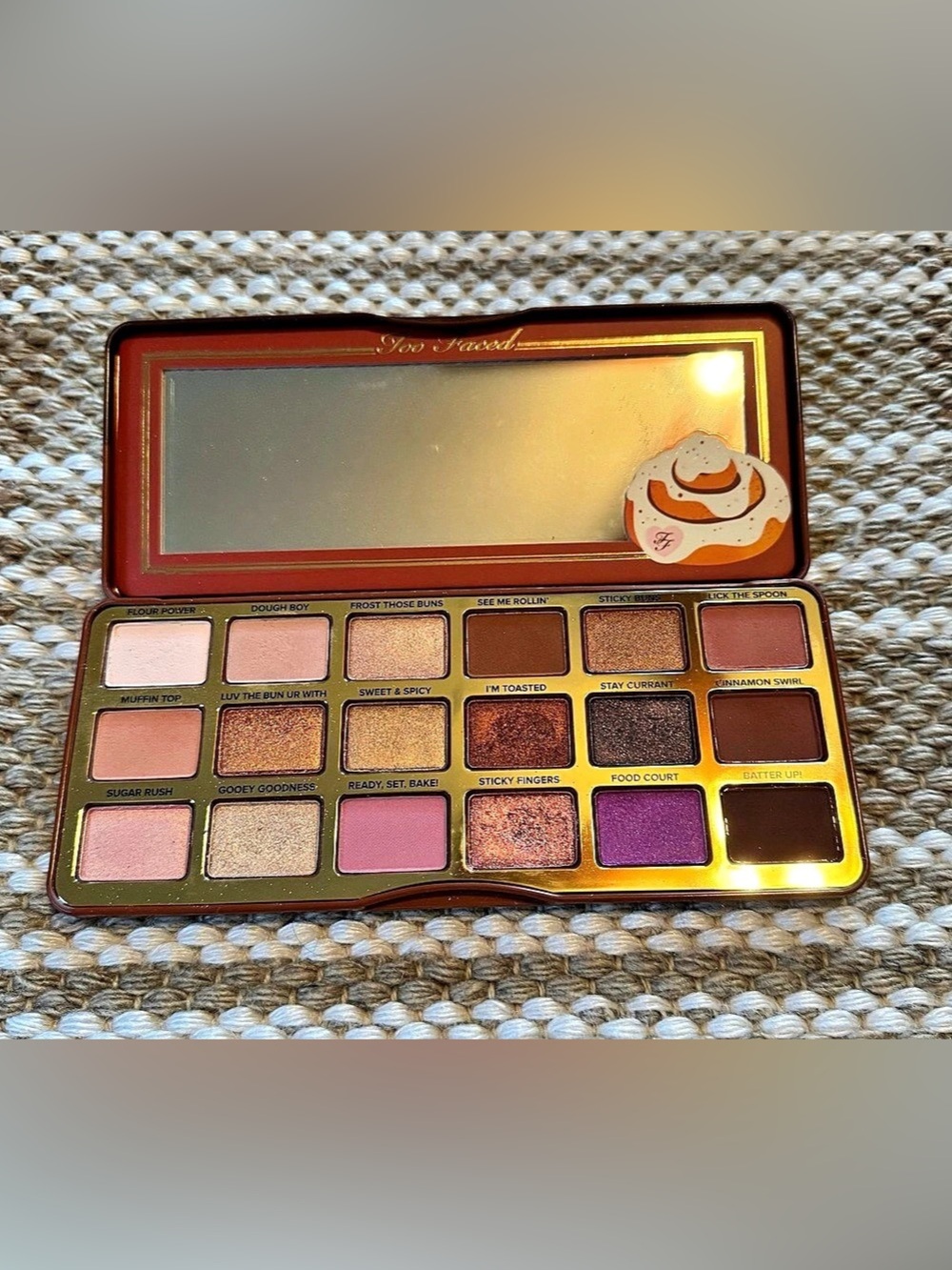 Too Faced Cinnamon Swirl Sweet & Spicy Eye Shadow Palette Sweet & Spicy